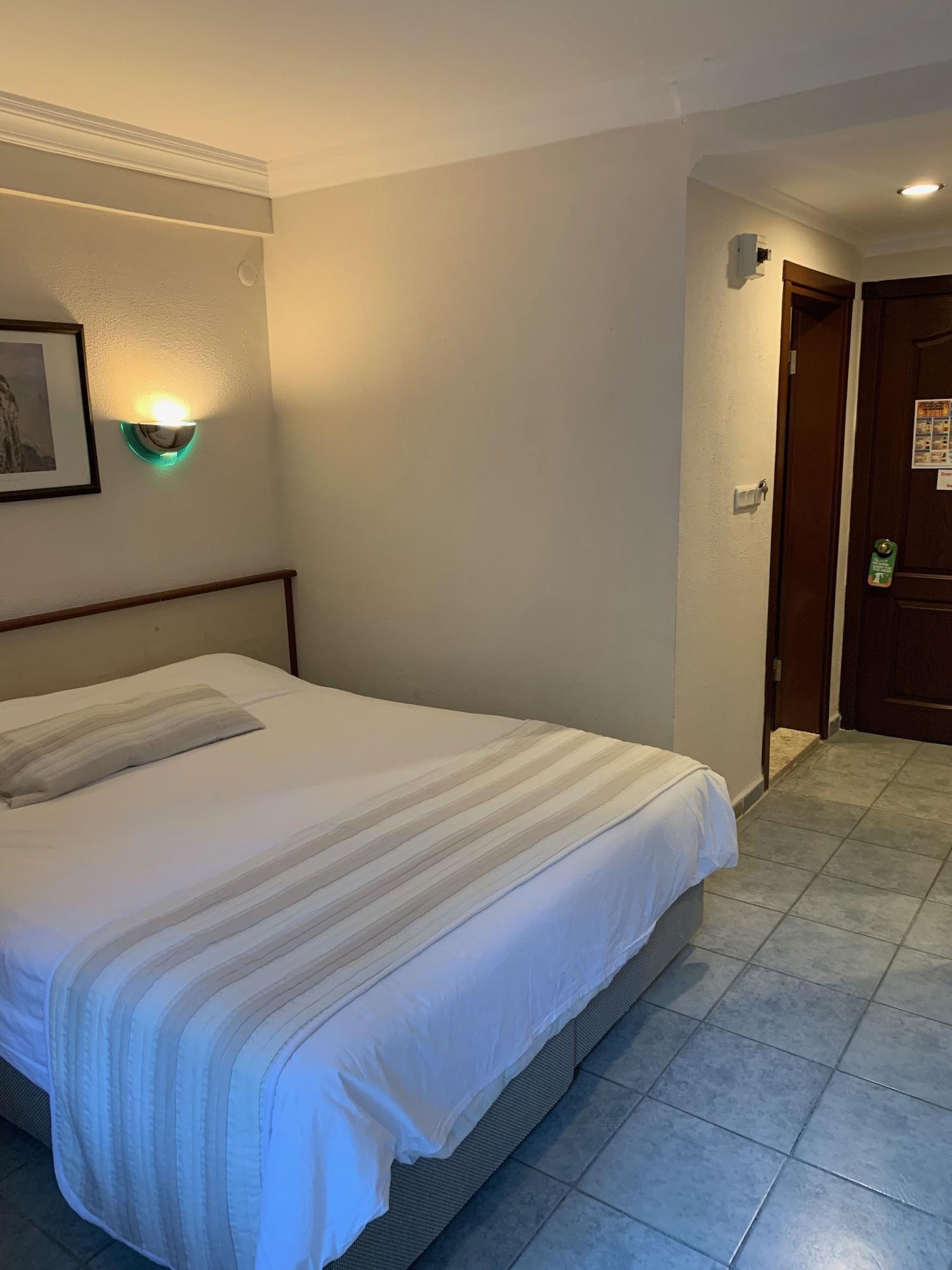 Olympos Hotel โอลลุนเดนิซ ภายนอก รูปภาพ